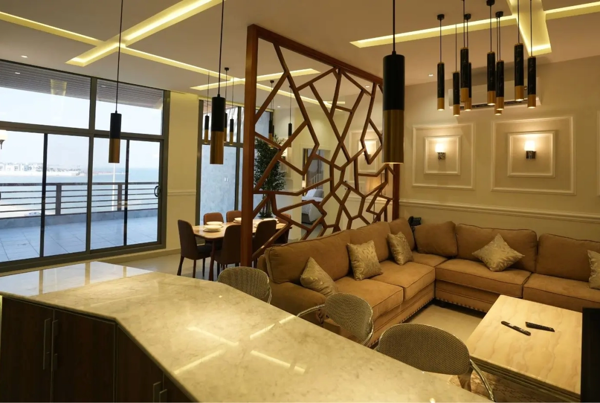 منتجع أجمكان فى الخبر، وحدات فندقية وفلل على الخليج العربي. Ajmkan Resort in Al Khobar, hotel units and villas on the Arabian Gulf.