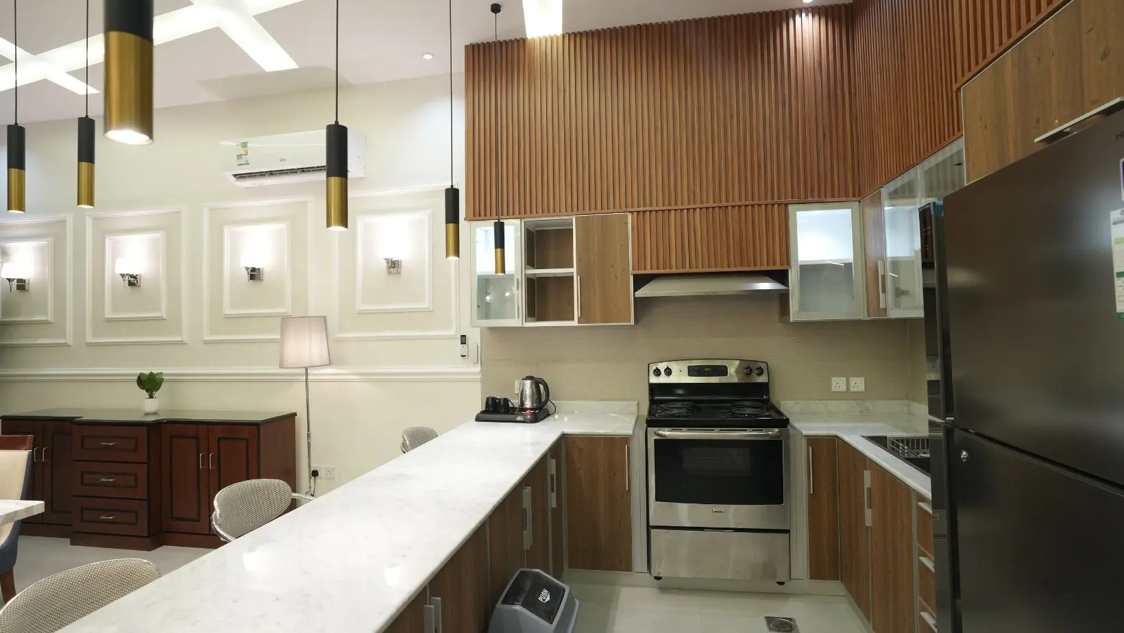 منتجع أجمكان فى الخبر، وحدات فندقية وفلل على الخليج العربي. Ajmkan Resort in Al Khobar, hotel units and villas on the Arabian Gulf.