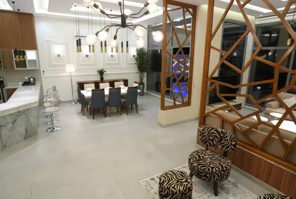 منتجع أجمكان فى الخبر، وحدات فندقية وفلل على الخليج العربي. Ajmkan Resort in Al Khobar, hotel units and villas on the Arabian Gulf.
