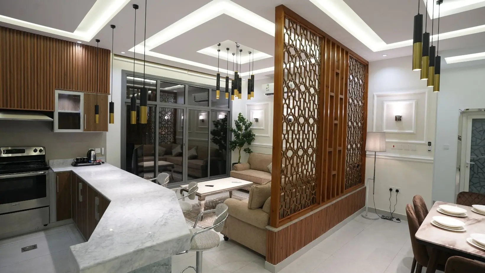 منتجع أجمكان فى الخبر، وحدات فندقية وفلل على الخليج العربي. Ajmkan Resort in Al Khobar, hotel units and villas on the Arabian Gulf.
