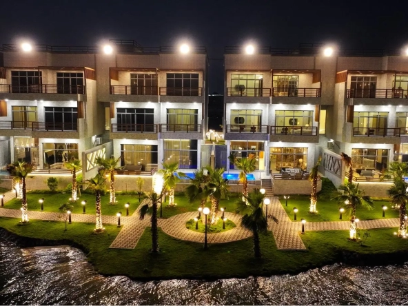 منتجع أجمكان فى الخبر، وحدات فندقية وفلل على الخليج العربي. Ajmkan Resort in Al Khobar, hotel units and villas on the Arabian Gulf.