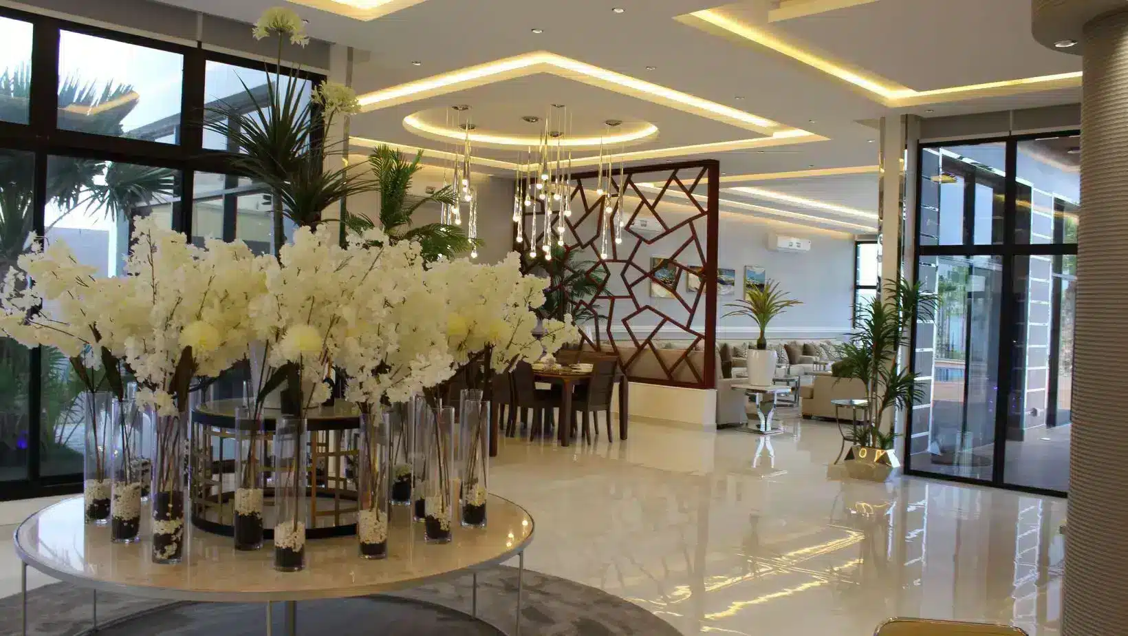 منتجع خليج الدانة فى الخبر، وحدات فندقية على الخليج العربي. Dana Bay Resort in Al-Khobar, hotel units on the Arabian Gulf