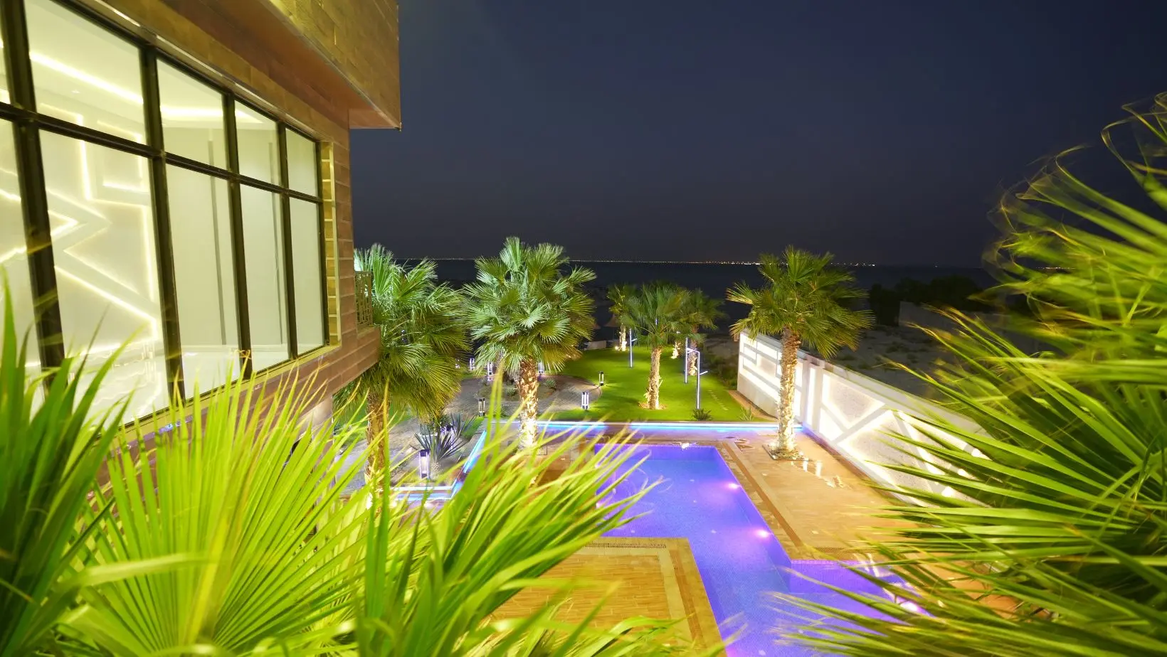 منتجع خليج الدانة فى الخبر، وحدات فندقية على الخليج العربي. Dana Bay Resort in Al-Khobar, hotel units on the Arabian Gulf