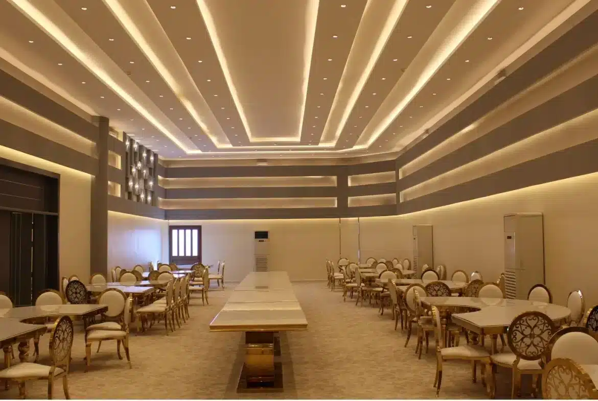 قاعات نيارة للاحتفالات والمؤتمرات خفر الباطن قاعة فاخرة و فيلا، Nayaraا halls for celebrations and conferences, Hafar Al-Batin, a luxury hall and a villa