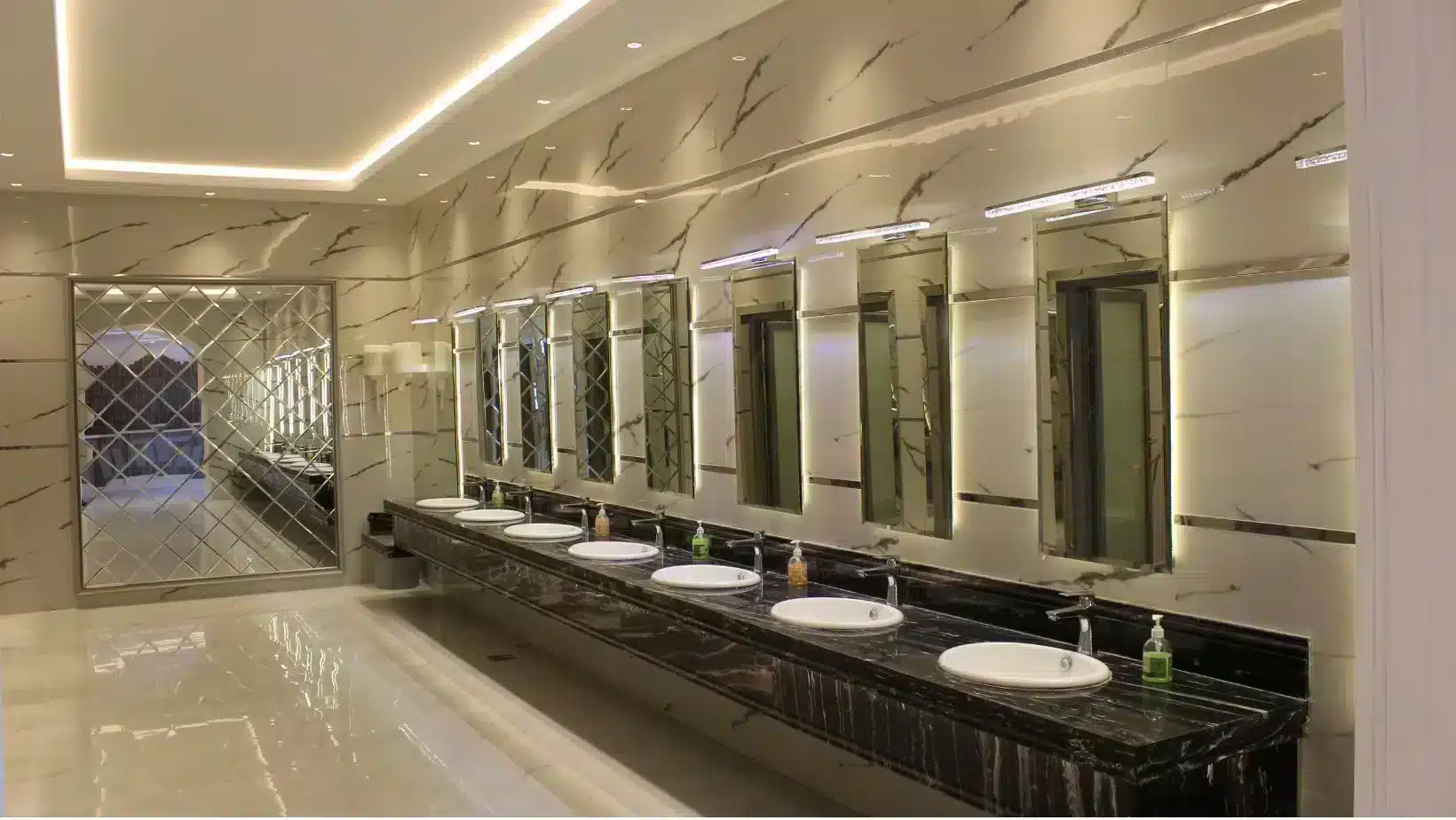 قاعات نيارة للاحتفالات والمؤتمرات خفر الباطن قاعة فاخرة و فيلا، Nayaraا halls for celebrations and conferences, Hafar Al-Batin, a luxury hall and a villa