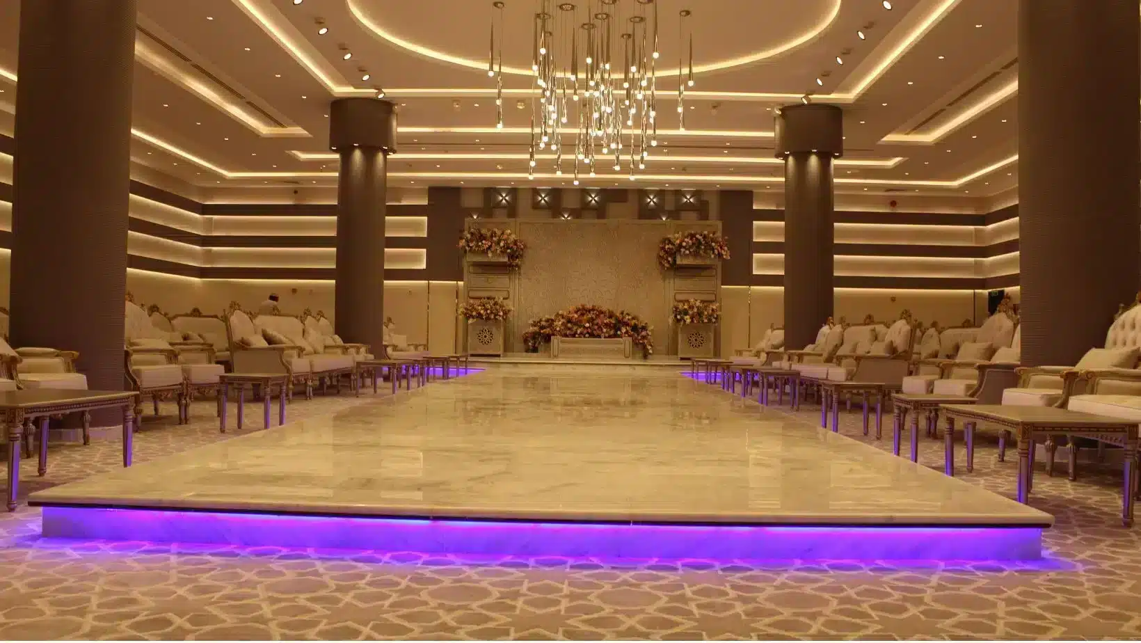قاعات نيارة للاحتفالات والمؤتمرات خفر الباطن قاعة فاخرة و فيلا، Nayaraا halls for celebrations and conferences, Hafar Al-Batin, a luxury hall and a villa