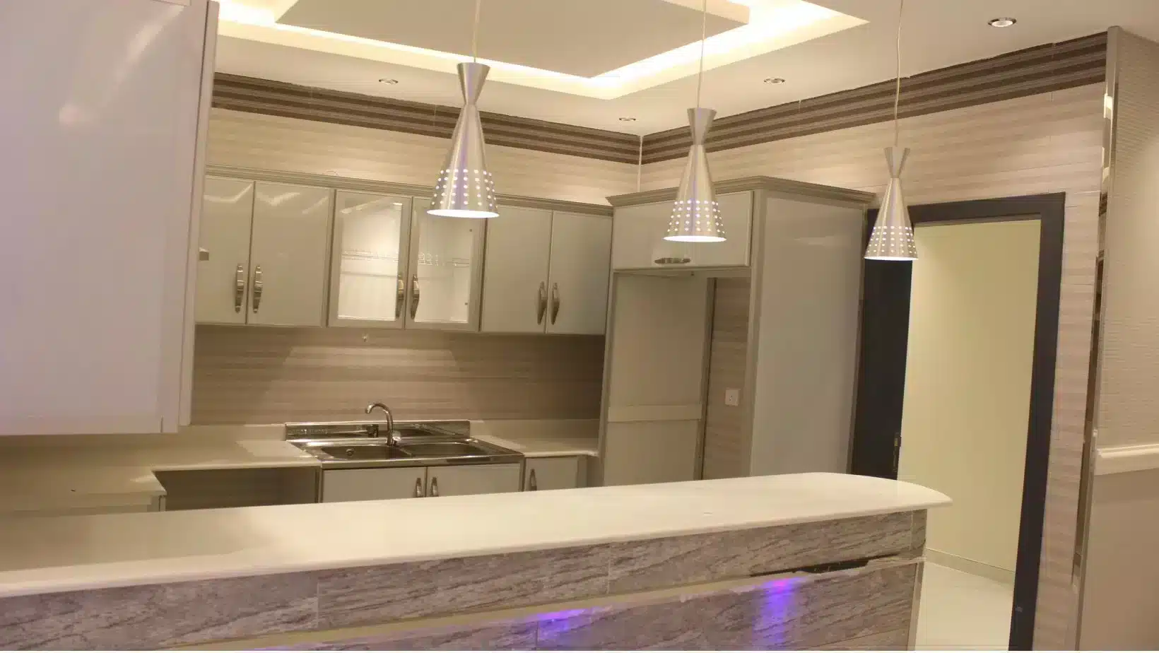 شقق التحلية للإيجار بالعليا الرياض. Tahlia apartments for rent in Olaya, Riyadh.